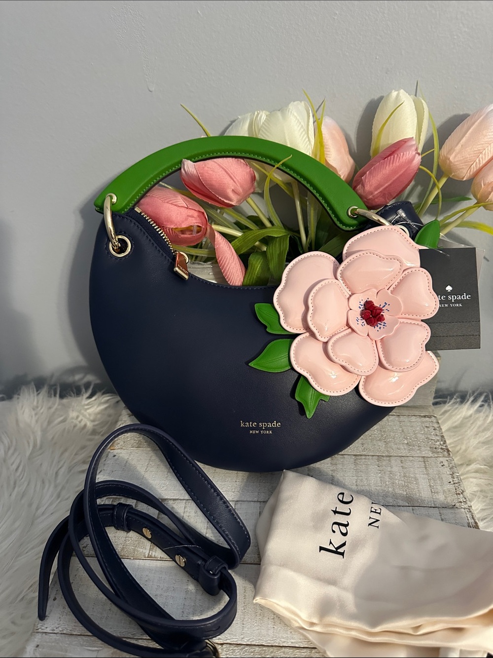 Kate spade floral appliqué expo bag